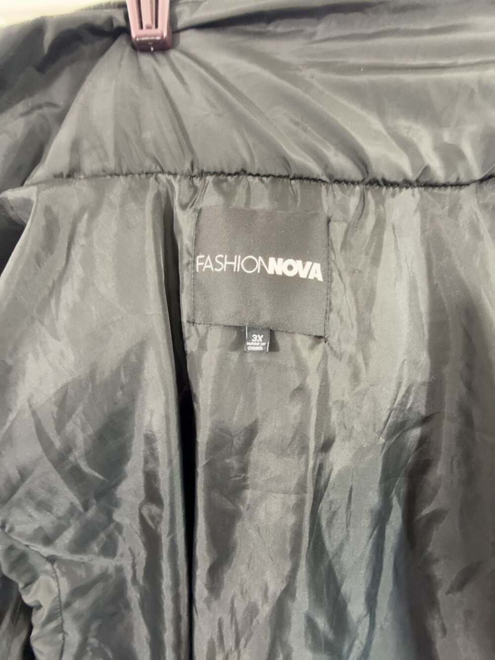 Fashion Nova Women's Gray Puffer Vest Sleeveless Crop Zip Up Size 3X